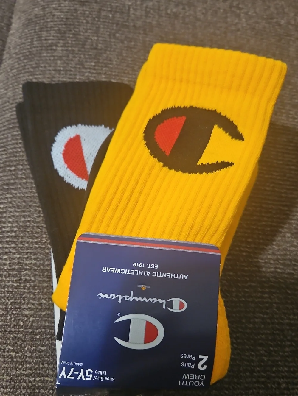 NWT Champion Youth Crew Socks - Yellow & Black (2-Pack) 5Y-7Y (Shoe Sz)